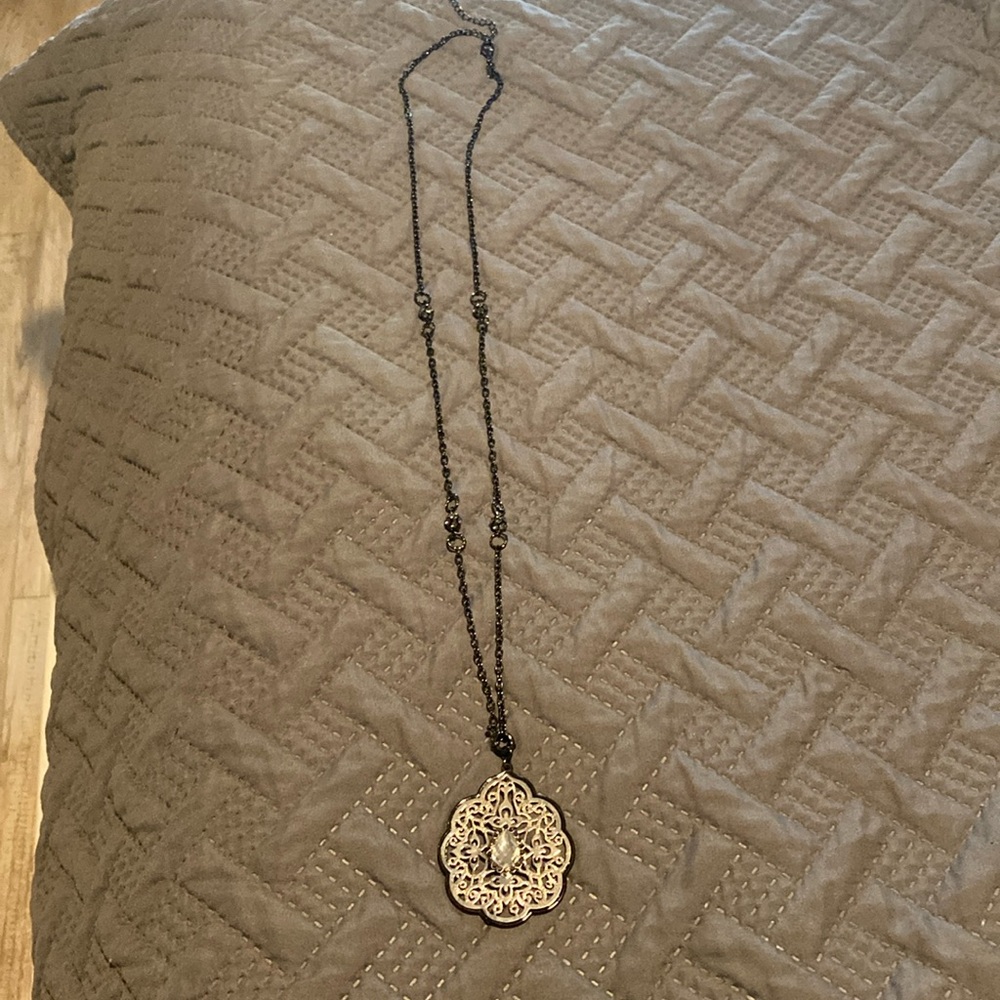 Necklace with pendant